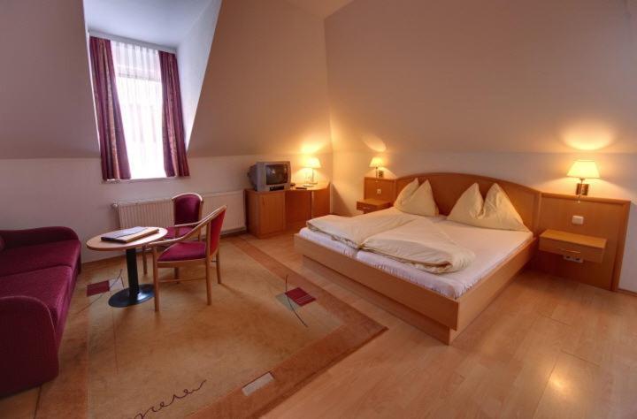 Postwirt Hotel Seeboden Room photo