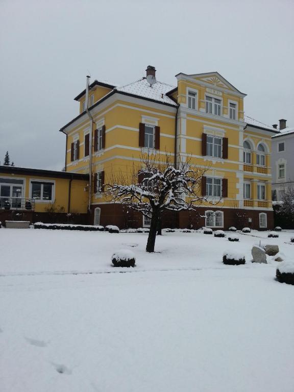 Postwirt Hotel Seeboden Exterior photo